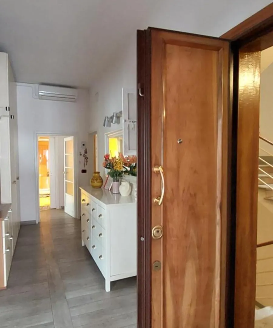 Cappuccini Florence Family & Group 3 Bedrooms Jacuzzi Fast Wi-Fi Air Conditioned Tram