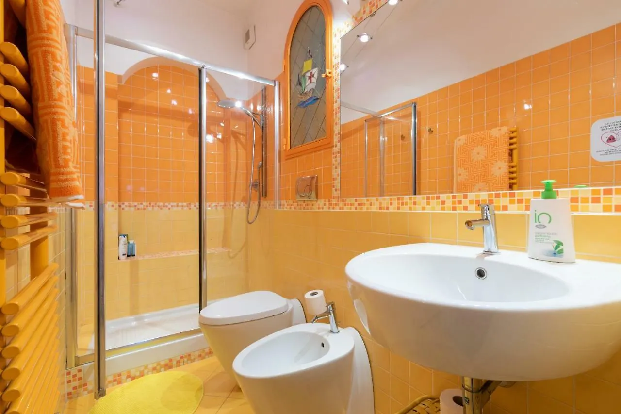 Cappuccini Florence Family & Group 3 Bedrooms Jacuzzi Fast Wi-Fi Air Conditioned Tram Olaszország
